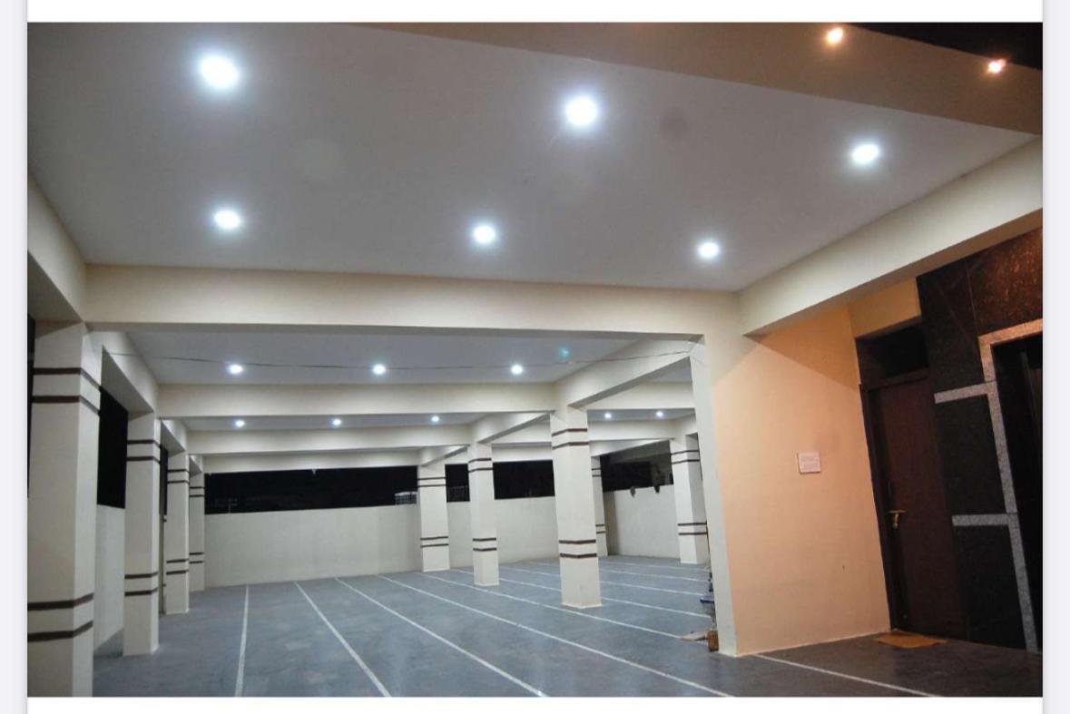 Nest Inn Homestay ตีรูปาติ ภายนอก รูปภาพ