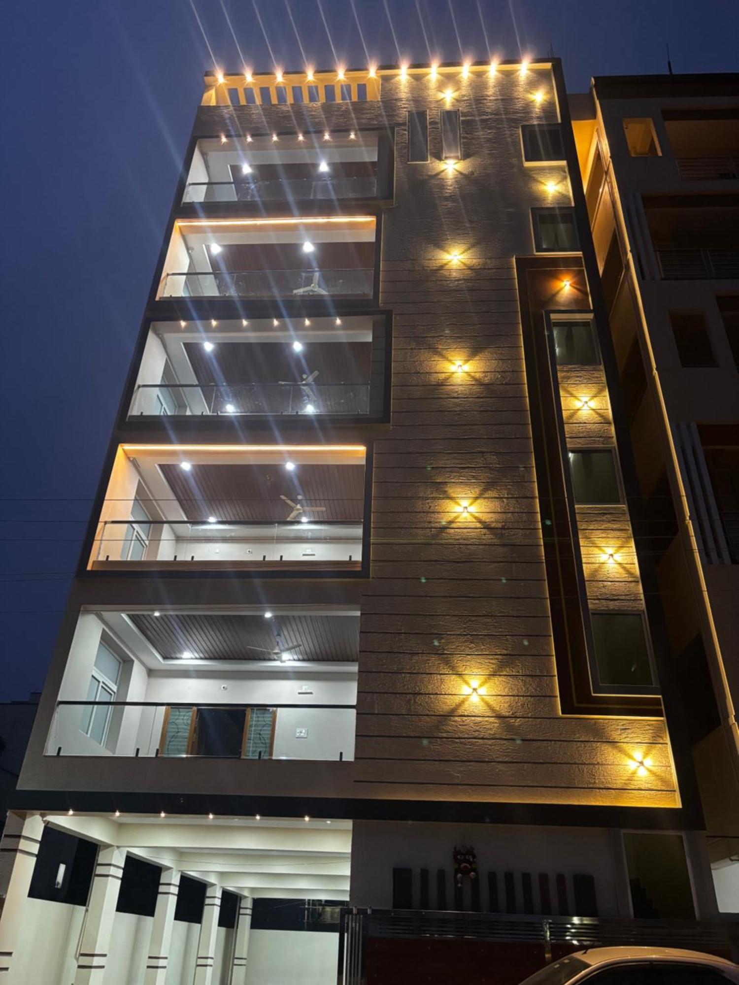 Nest Inn Homestay ตีรูปาติ ภายนอก รูปภาพ